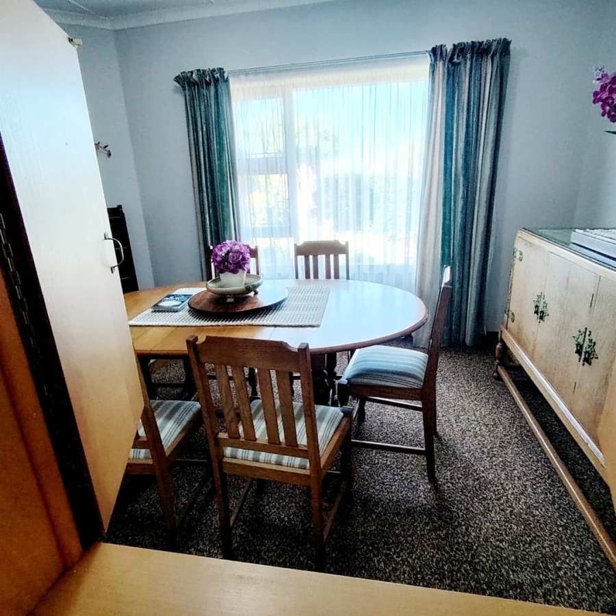 5 Bedroom Property for Sale in Vincent Heights Eastern Cape